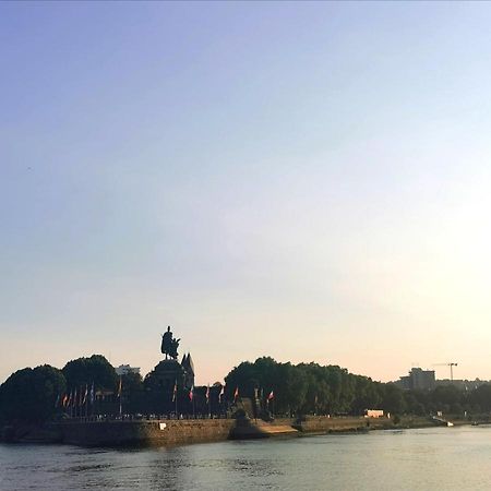 Auszeit Rhein-Mosel Waldesch Exterior foto