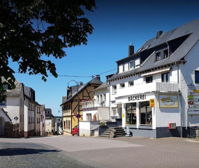 Auszeit Rhein-Mosel Waldesch Exterior foto