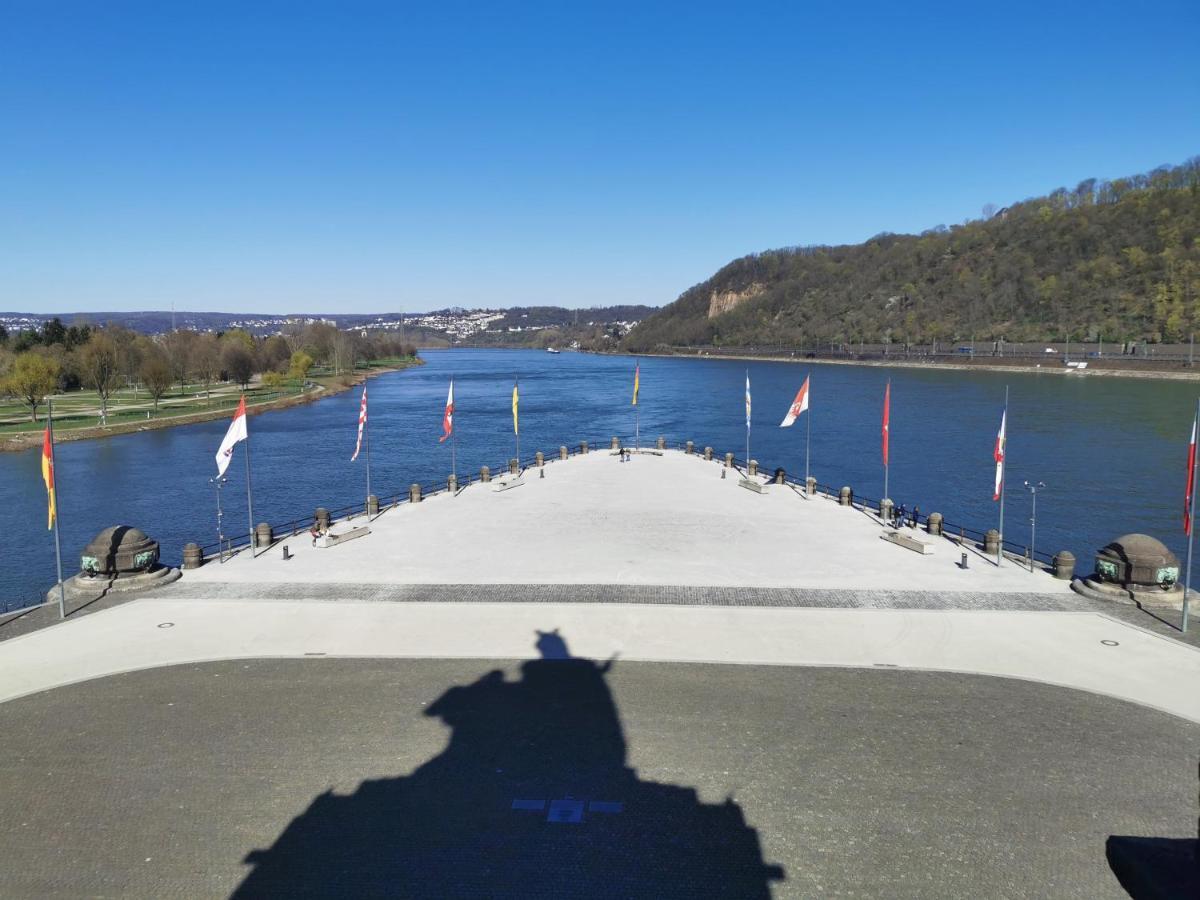 Auszeit Rhein-Mosel Waldesch Exterior foto